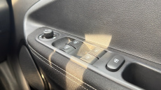 Renault Zoe 65kW i Dynamique Nav Q90 40kWh 5dr Auto Electric Hatchback